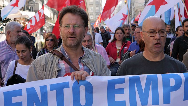 17-10-03 ManifaAsembleaLeiFomentoEmpresarialVigo04.jpg